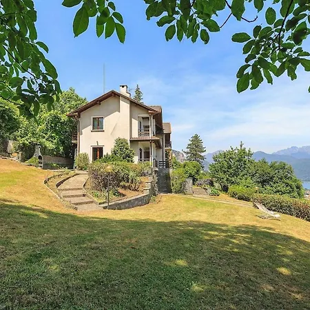 Private & Great Lakeview! - Due Riviere Someraro