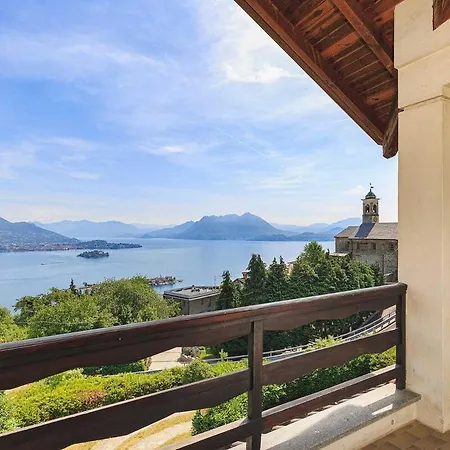 Private & Great Lakeview! - Due Riviere